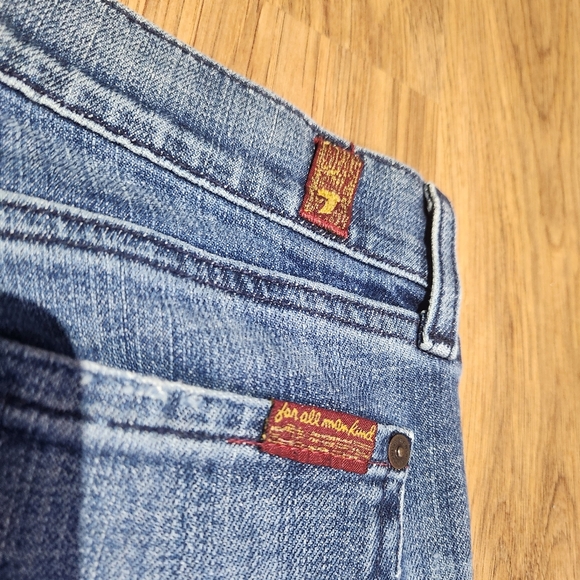 7 For All Mankind Classic Blue Women's Jeans, Size 26 - Picture 2 of 8
